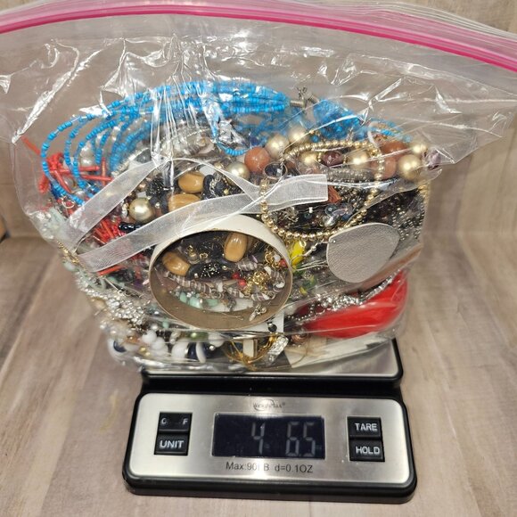 Jewelry Craft Bag 4+ Pounds Some Wearable Necklaces Bracelets Earrings More - Picture 9 of 9